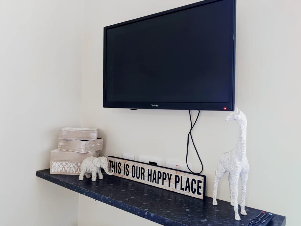 Step House image