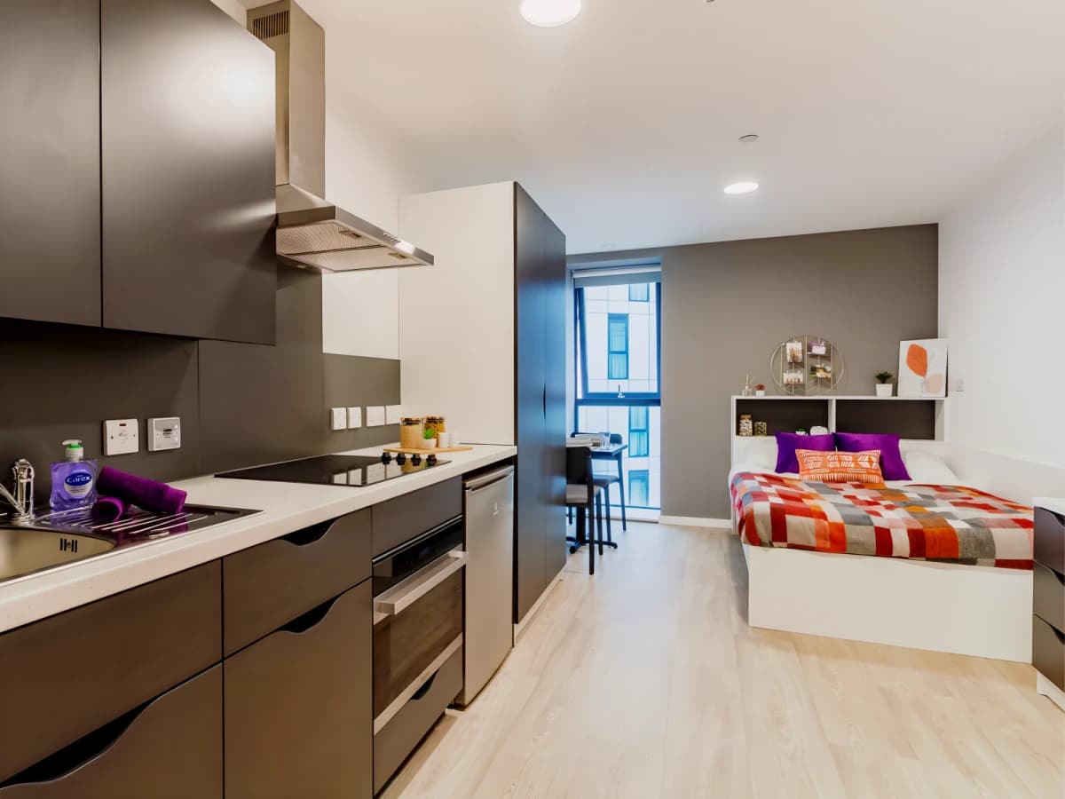 Pavilion Court image