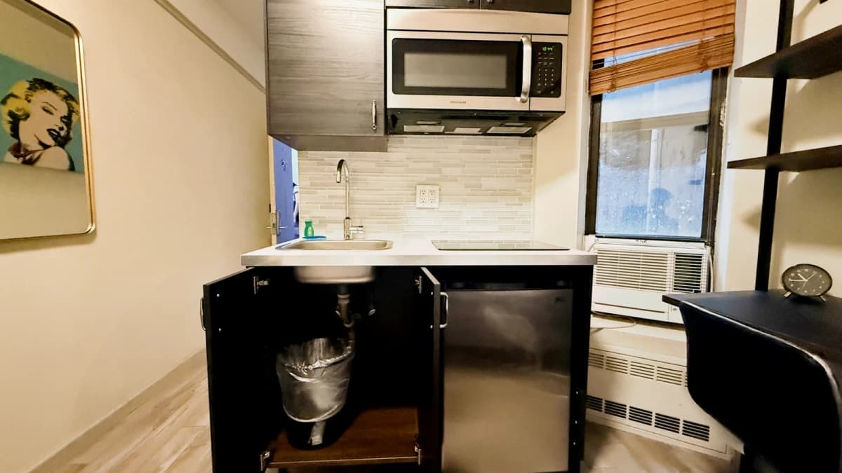 Union Square Apartment image
