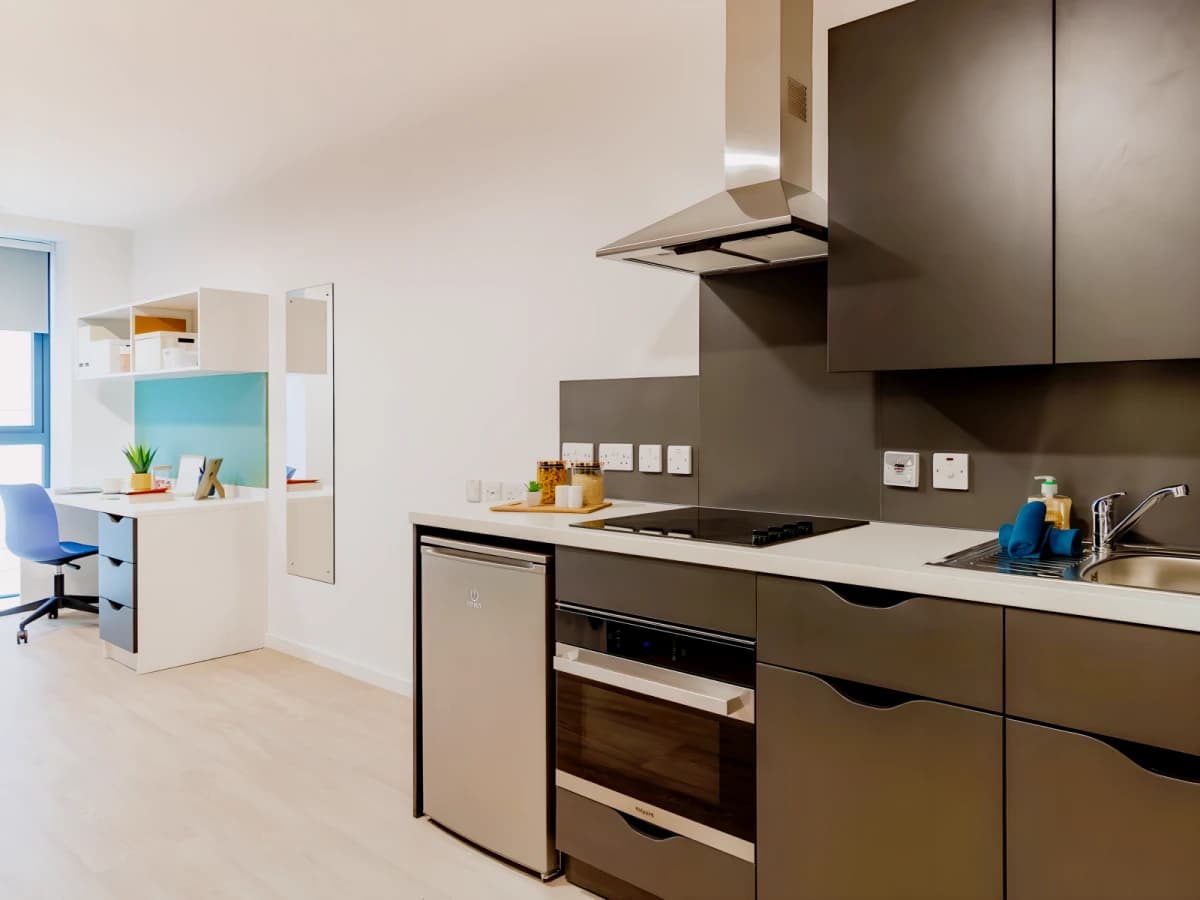 Pavilion Court image