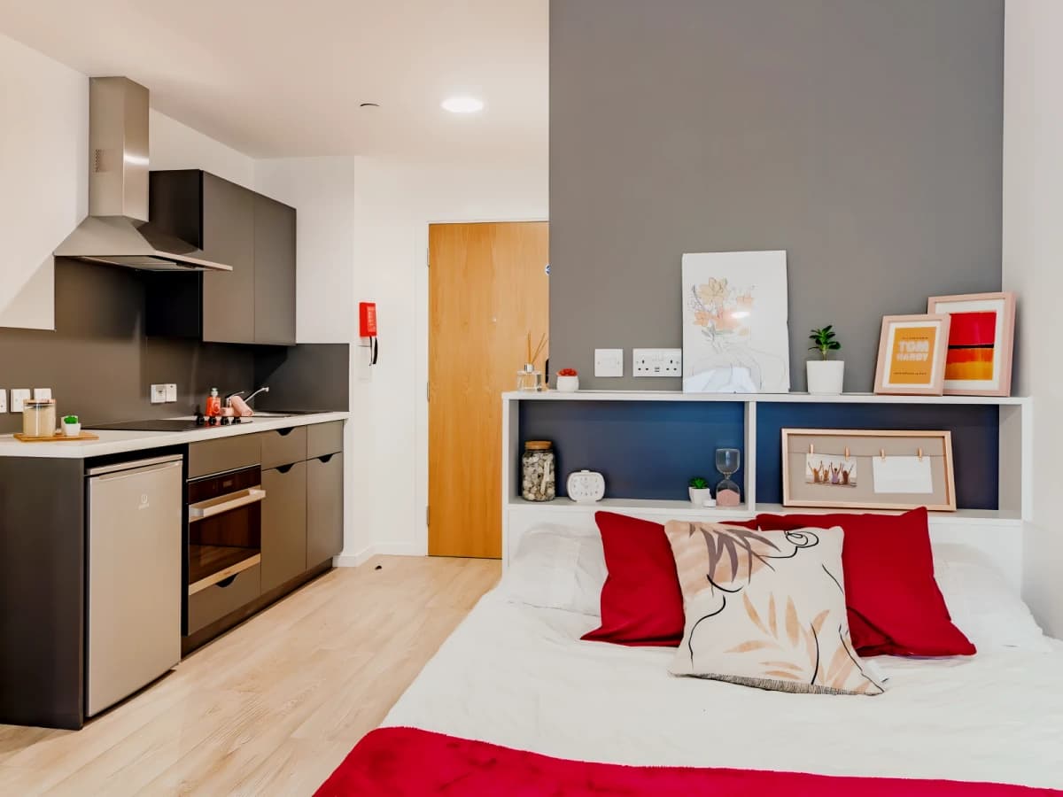 Pavilion Court image