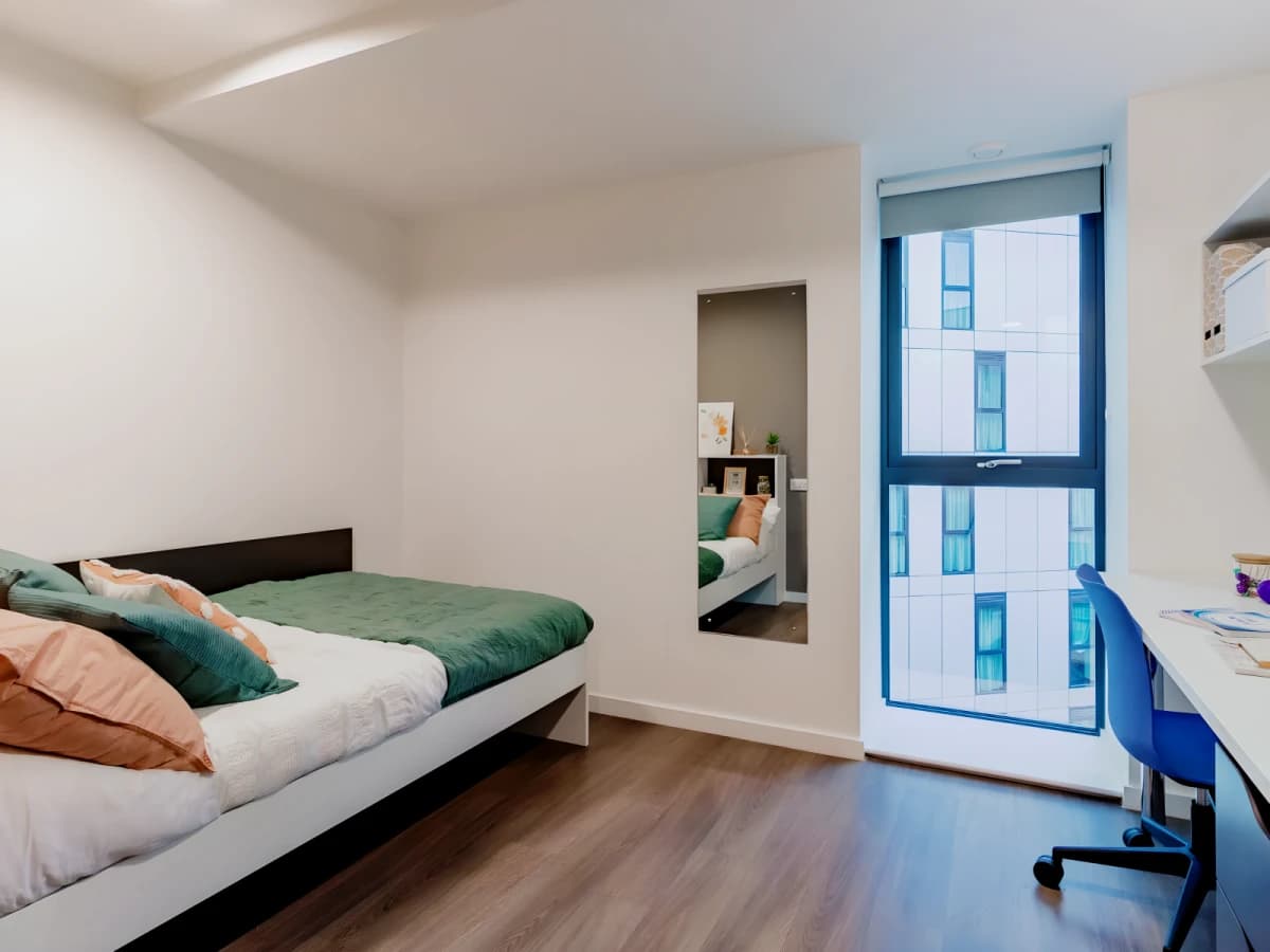 Pavilion Court image