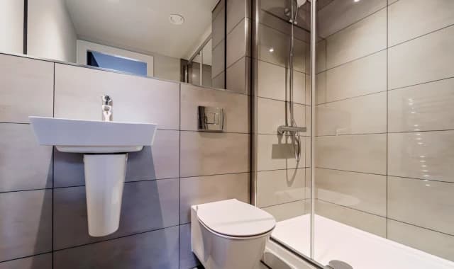 1 Bedroom 1 Bathroom