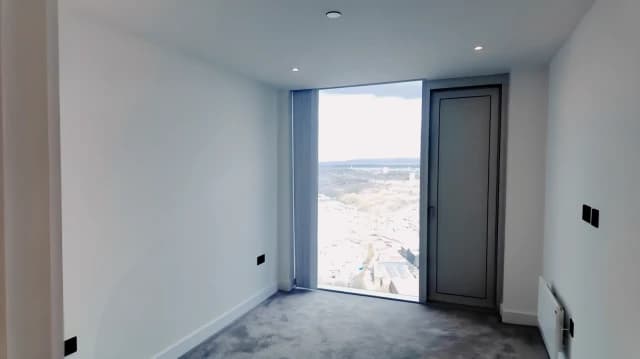2 Beds 2 baths