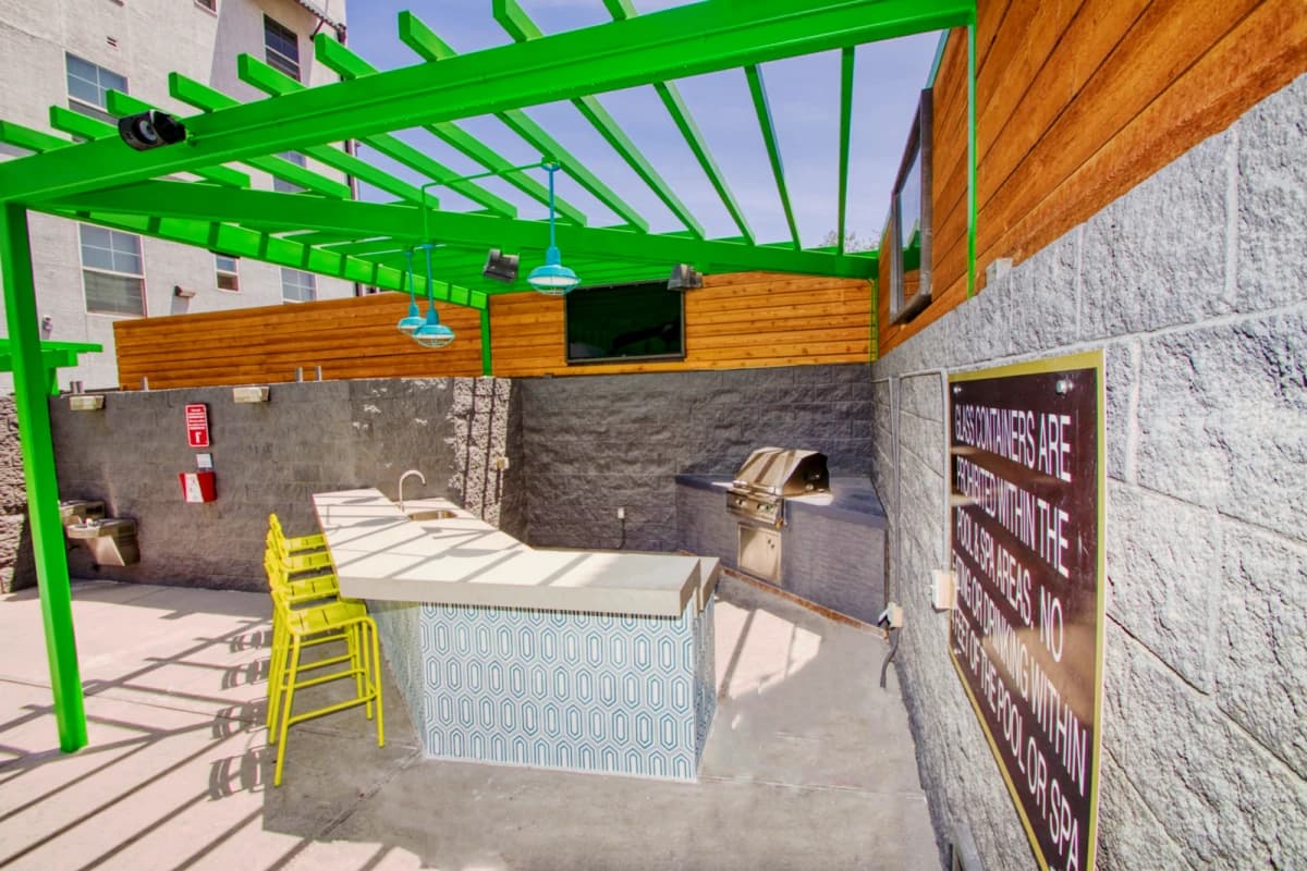 Outdoor Features