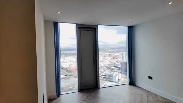 2 Beds 2 baths