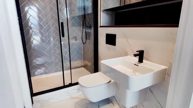 2 Beds 2 baths