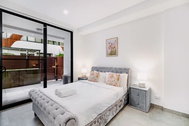 1 bed 1 bath-128
