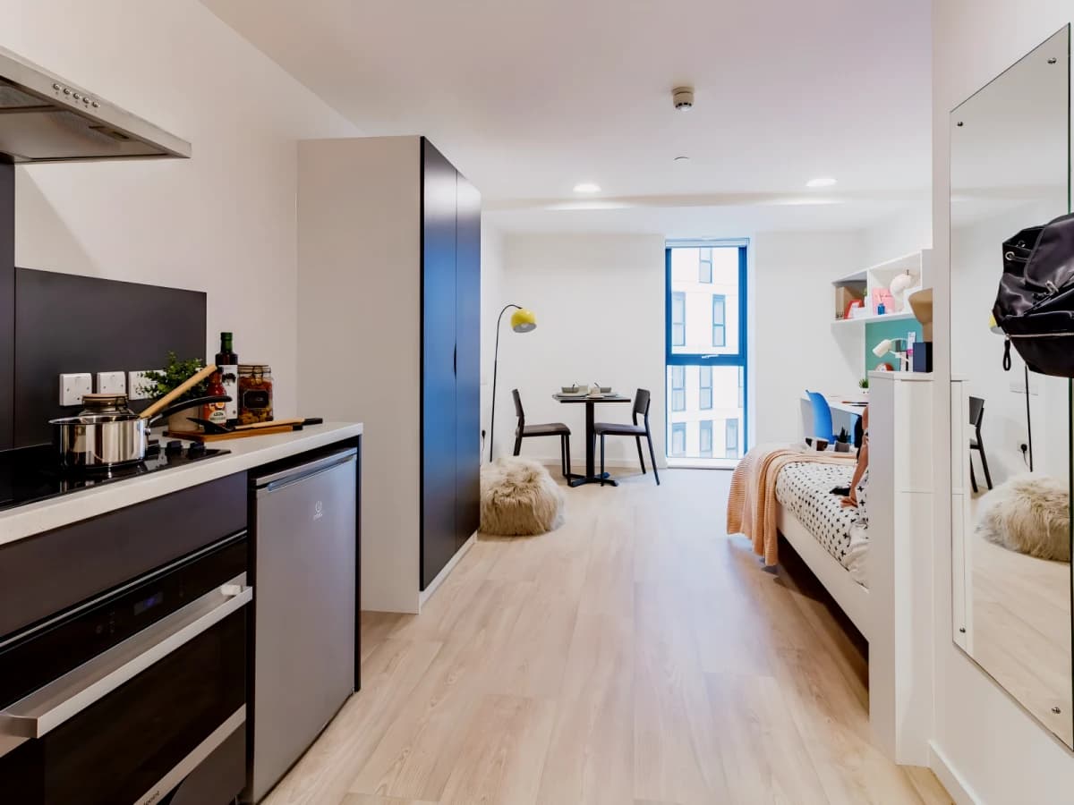 Pavilion Court image