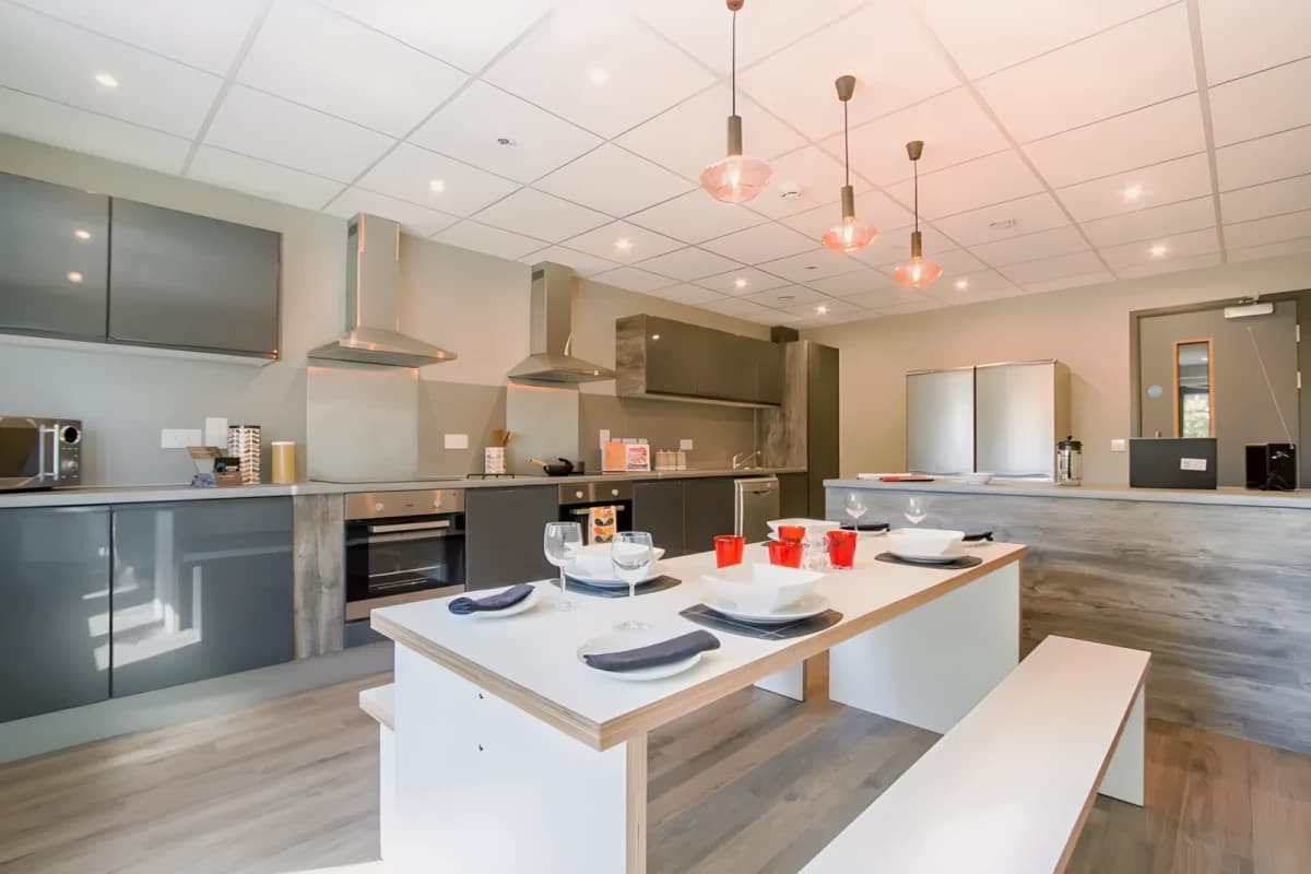 Lumya Cardiff image