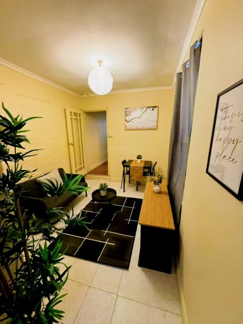 2 bed 1 bath