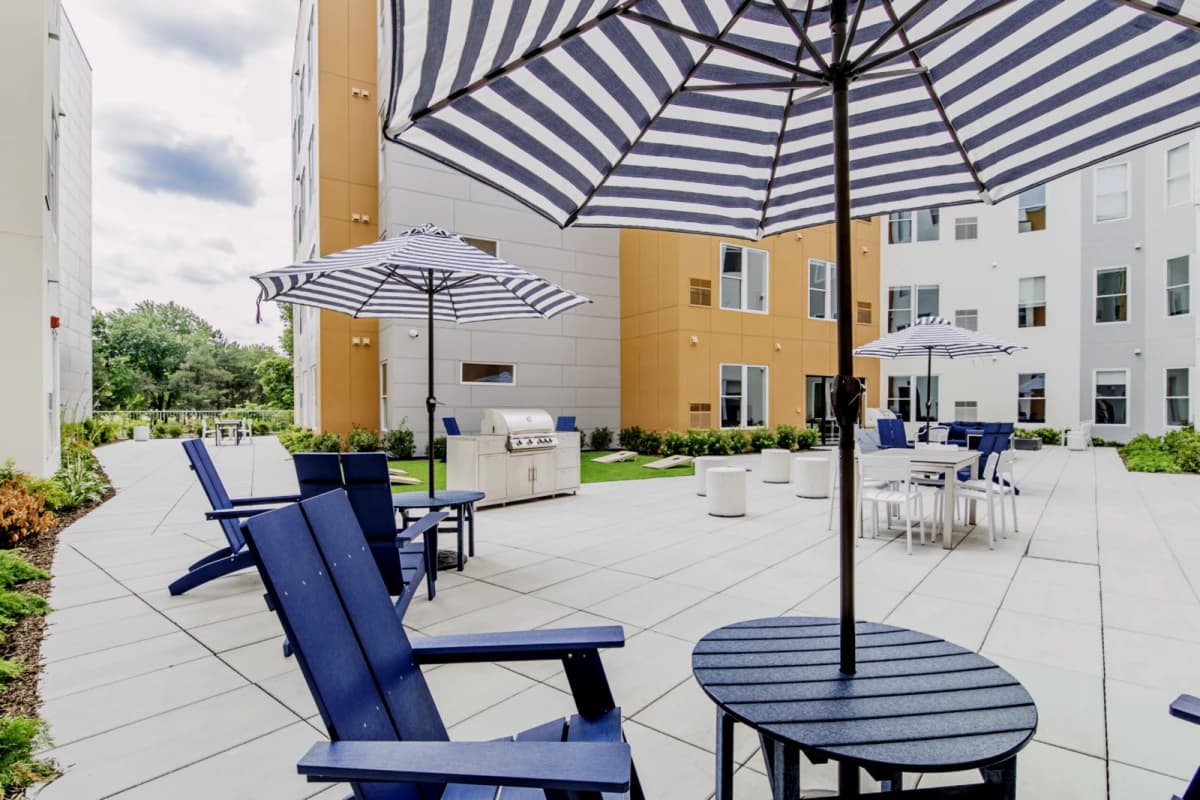 Outdoor Features