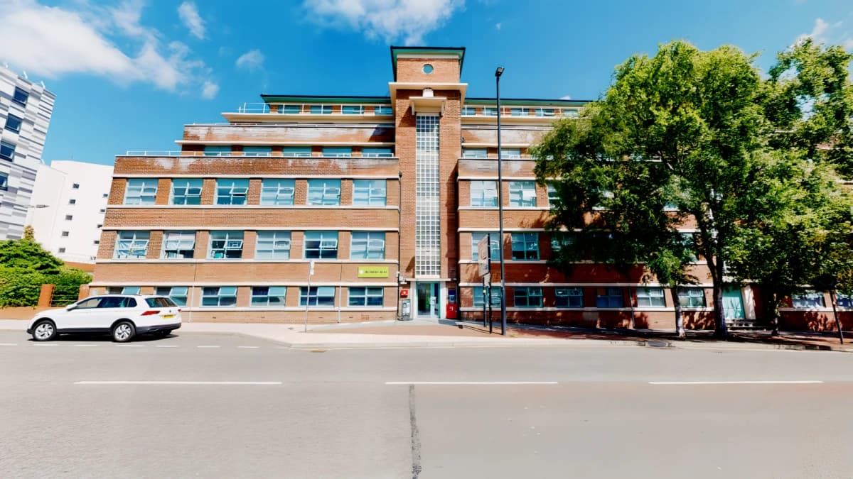 iQ Stephenson House