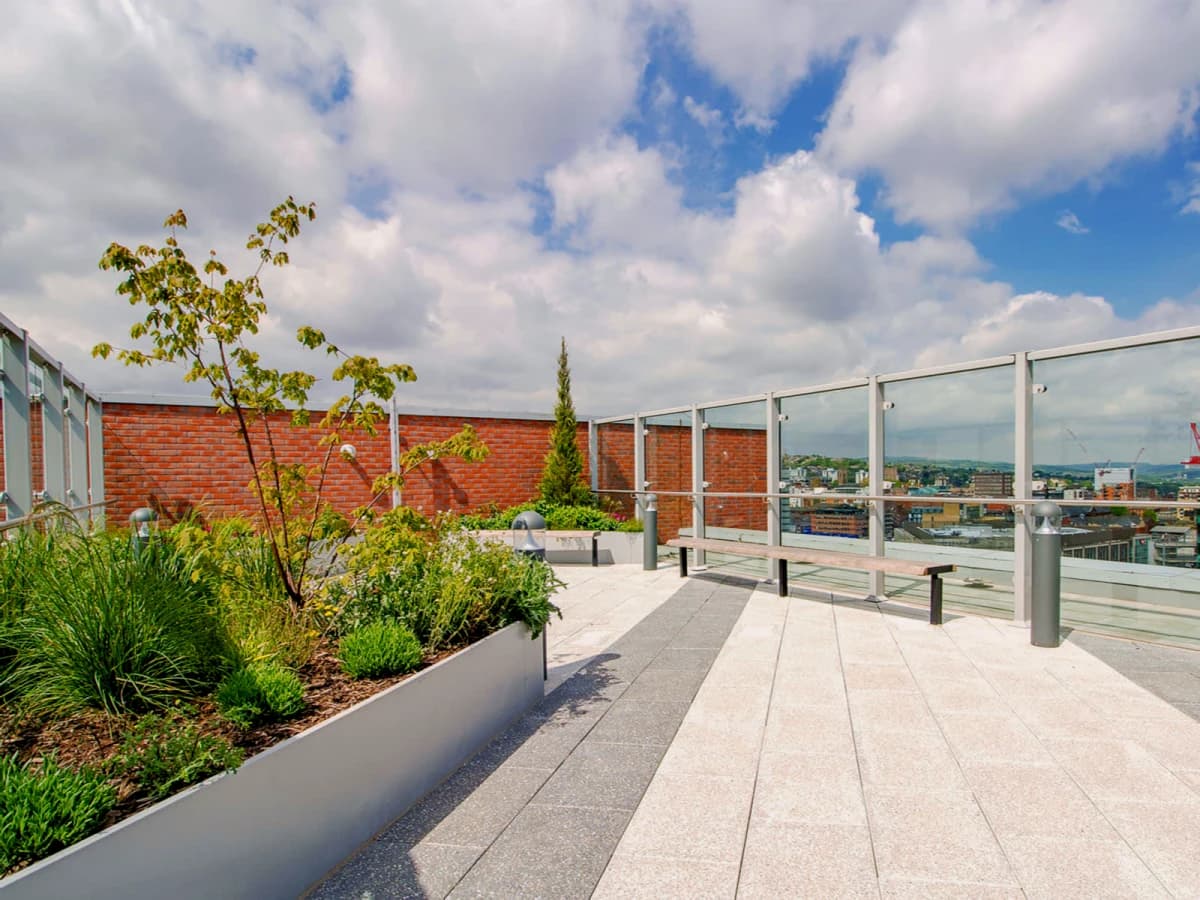 Outdoor Features