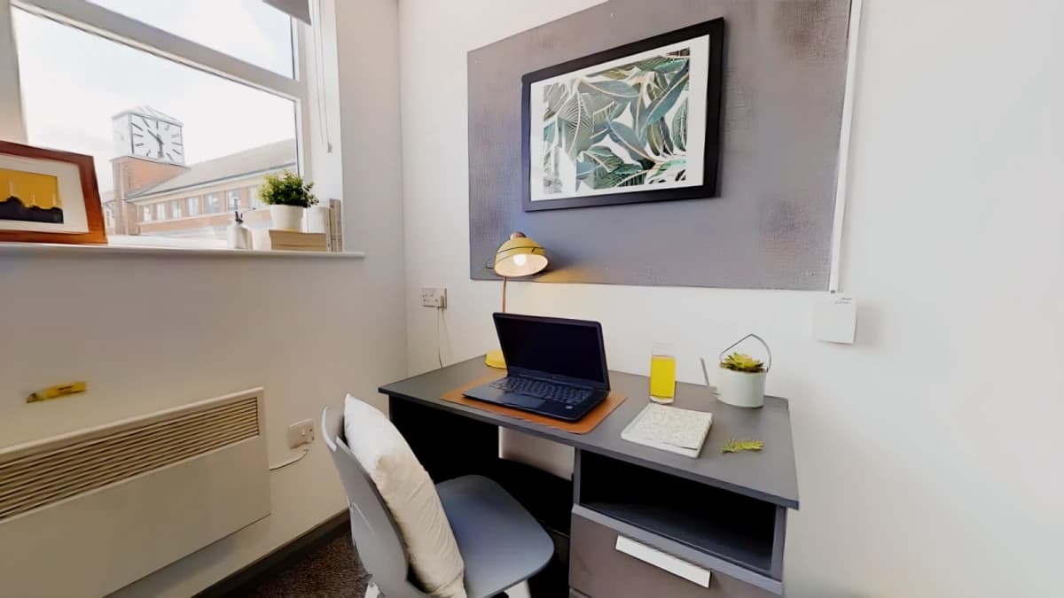 iQ Stephenson House image