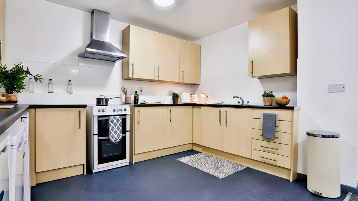 iQ Stephenson House image