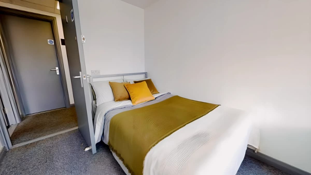 iQ Stephenson House image