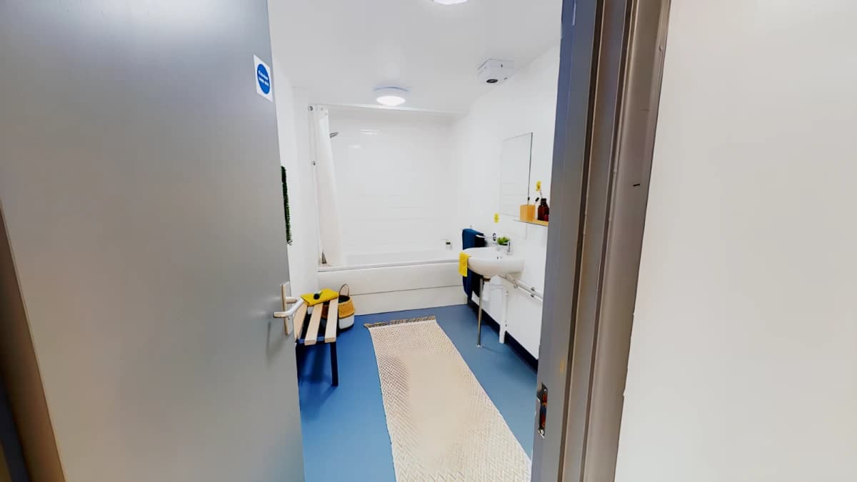 iQ Stephenson House image
