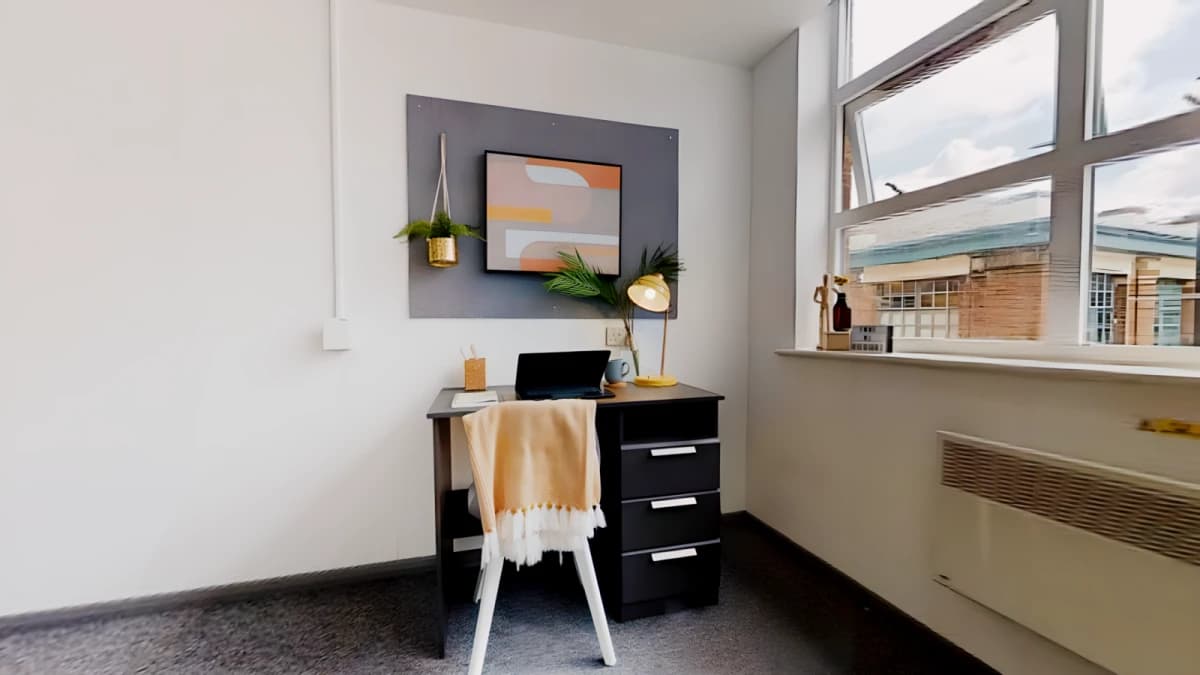 iQ Stephenson House image