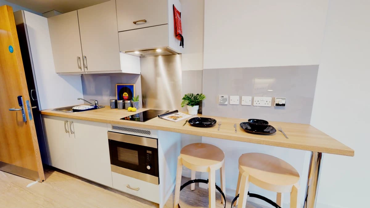 iQ Elgin Place image