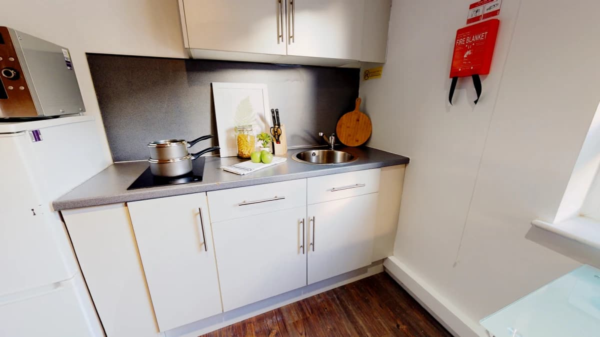 iQ Grosvenor House image