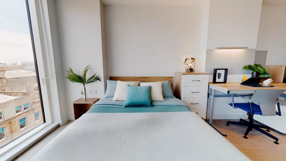 iQ Elgin Place image