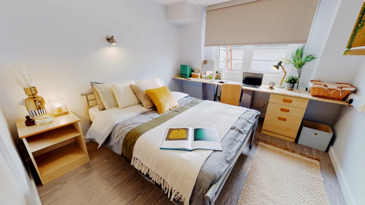 iQ Grosvenor House image