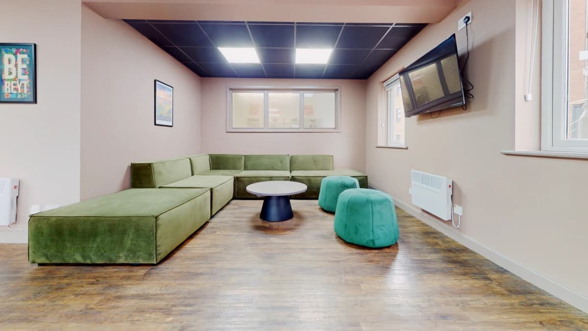 iQ Little Aspley House image