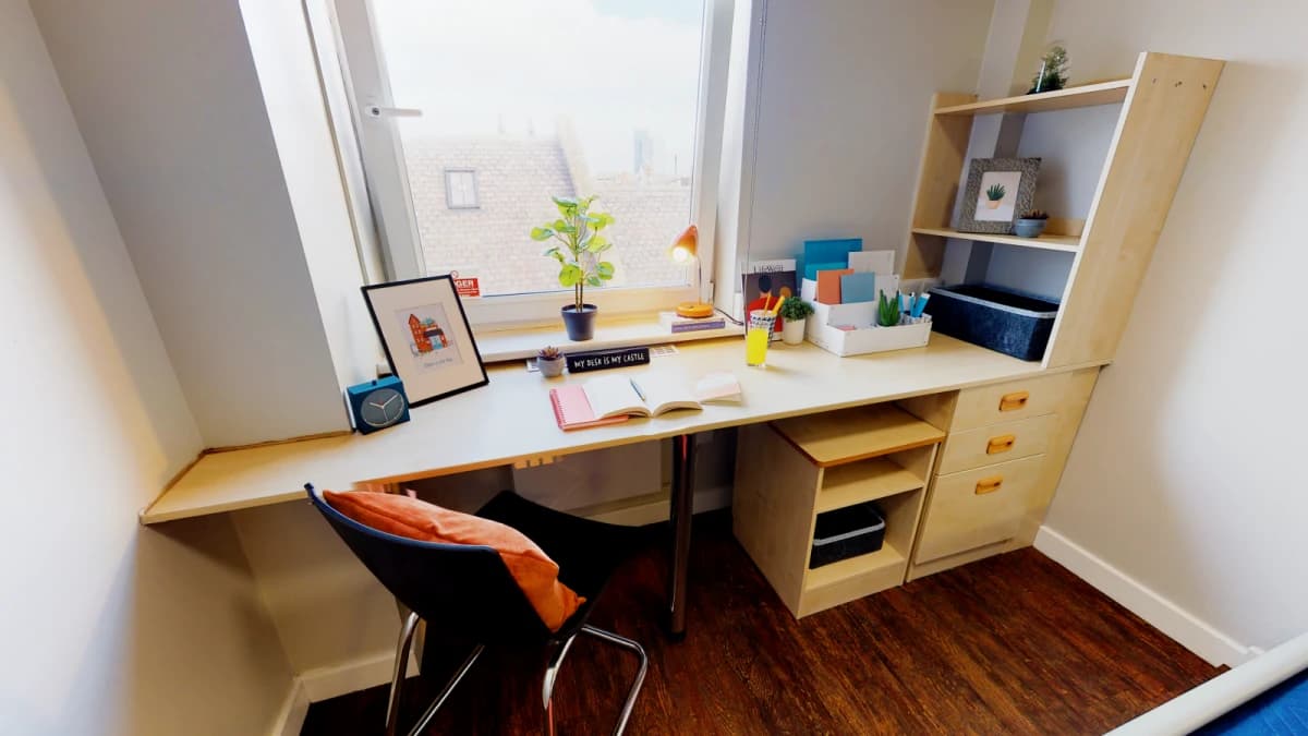 iQ Grosvenor House image