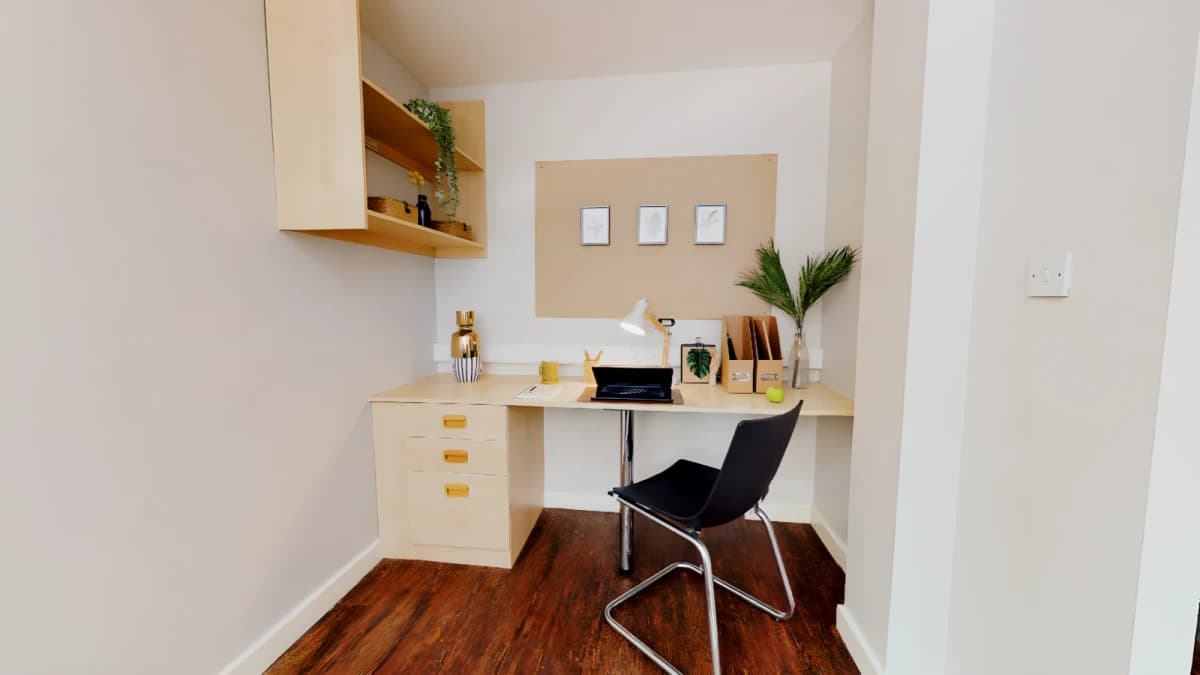 iQ Grosvenor House image