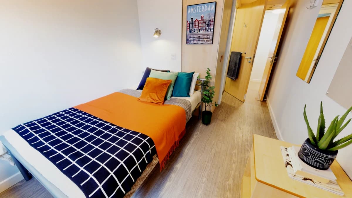 iQ Grosvenor House image