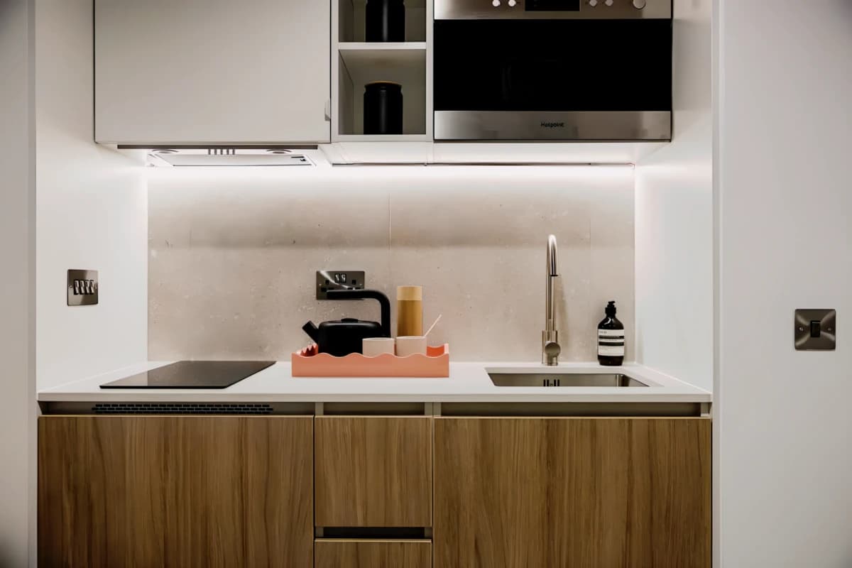 Gob Wembley Arthur House image 4