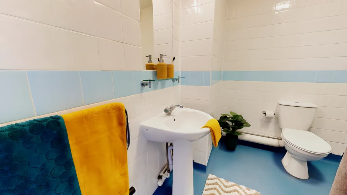 Platinum En Suite