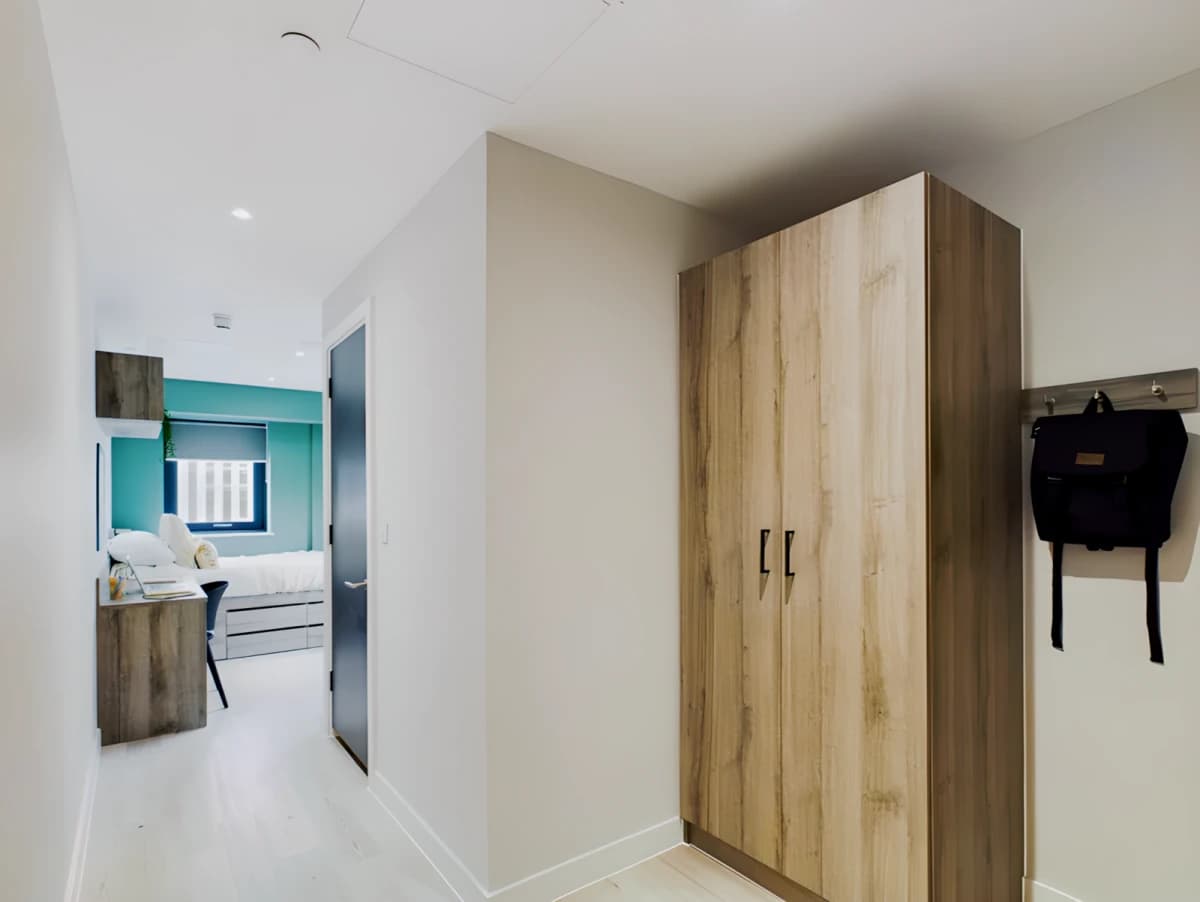 Crown Place image