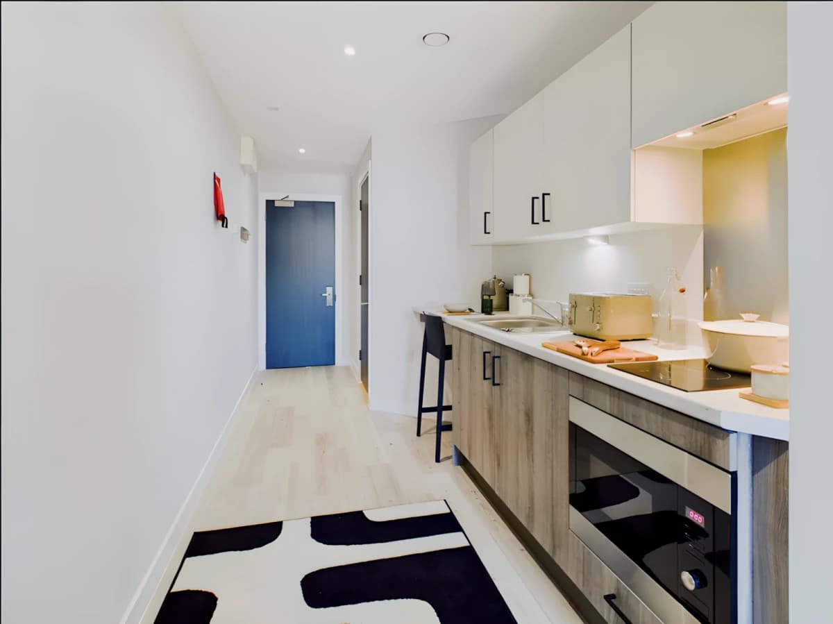 Crown Place image