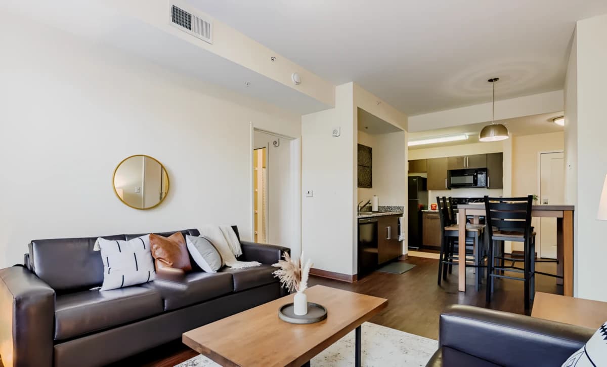 One 12 Courtland image