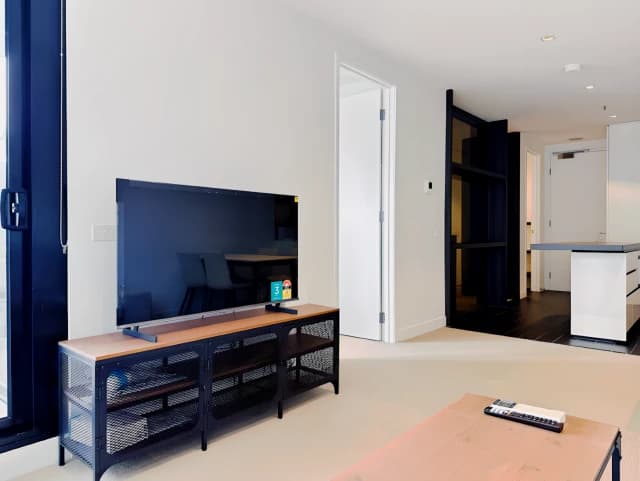 2B1B - Master bedroom double occupancy