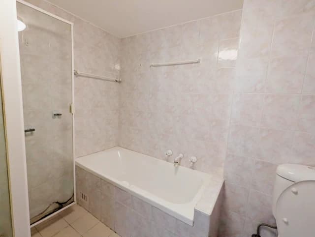 3 bed 1.5 bath