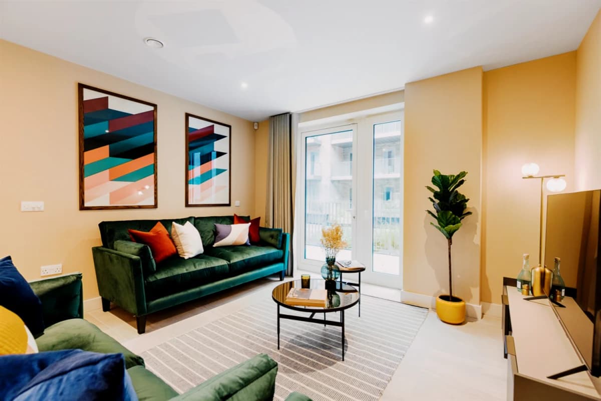 3 Beds 2 baths