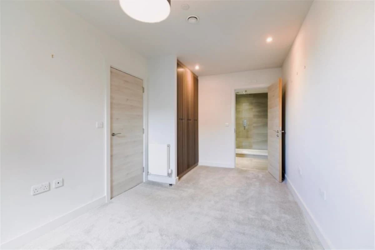 2 Beds 2 baths