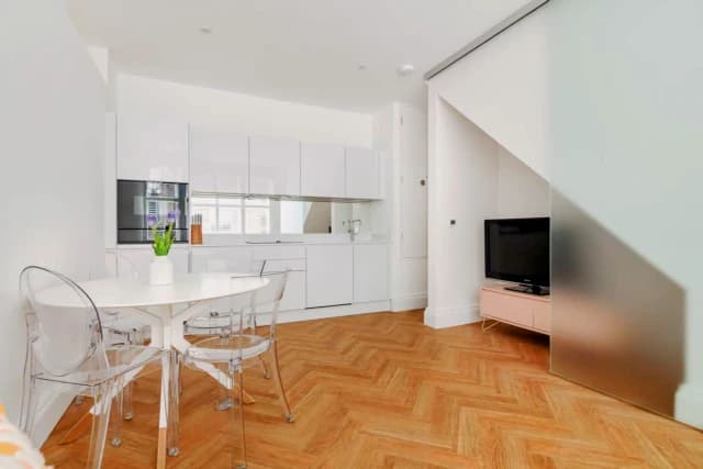 2 Bedroom 2 Bathroom