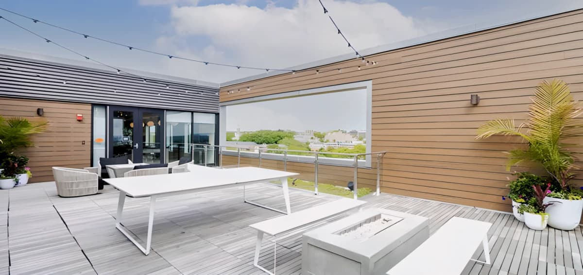Outdoor Features