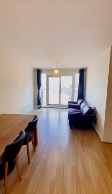 Entire Place·2B2B···48 Westside Two, 20 Suffolk Street