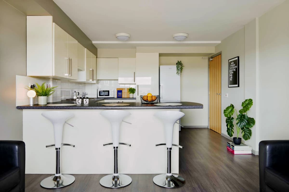Discovery Heights image
