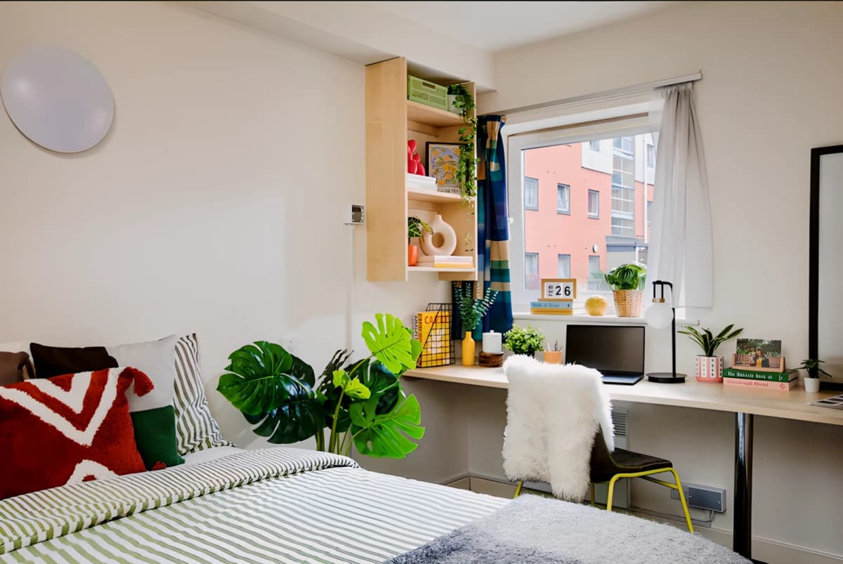 Curzon House image