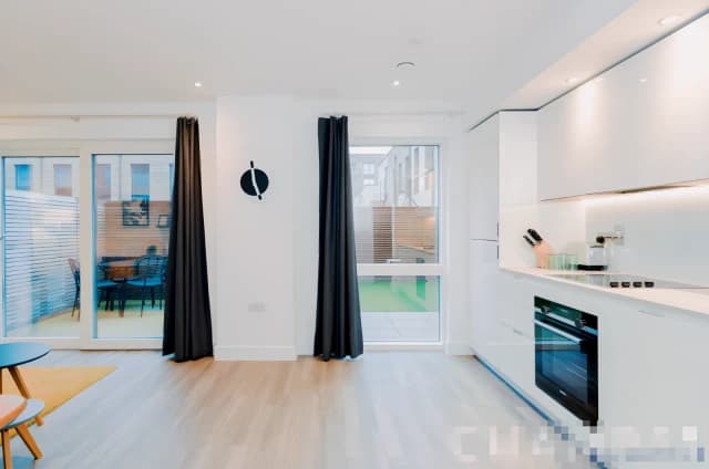 1 Bedroom 1 Bathroom