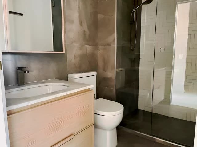 2 Bedroom