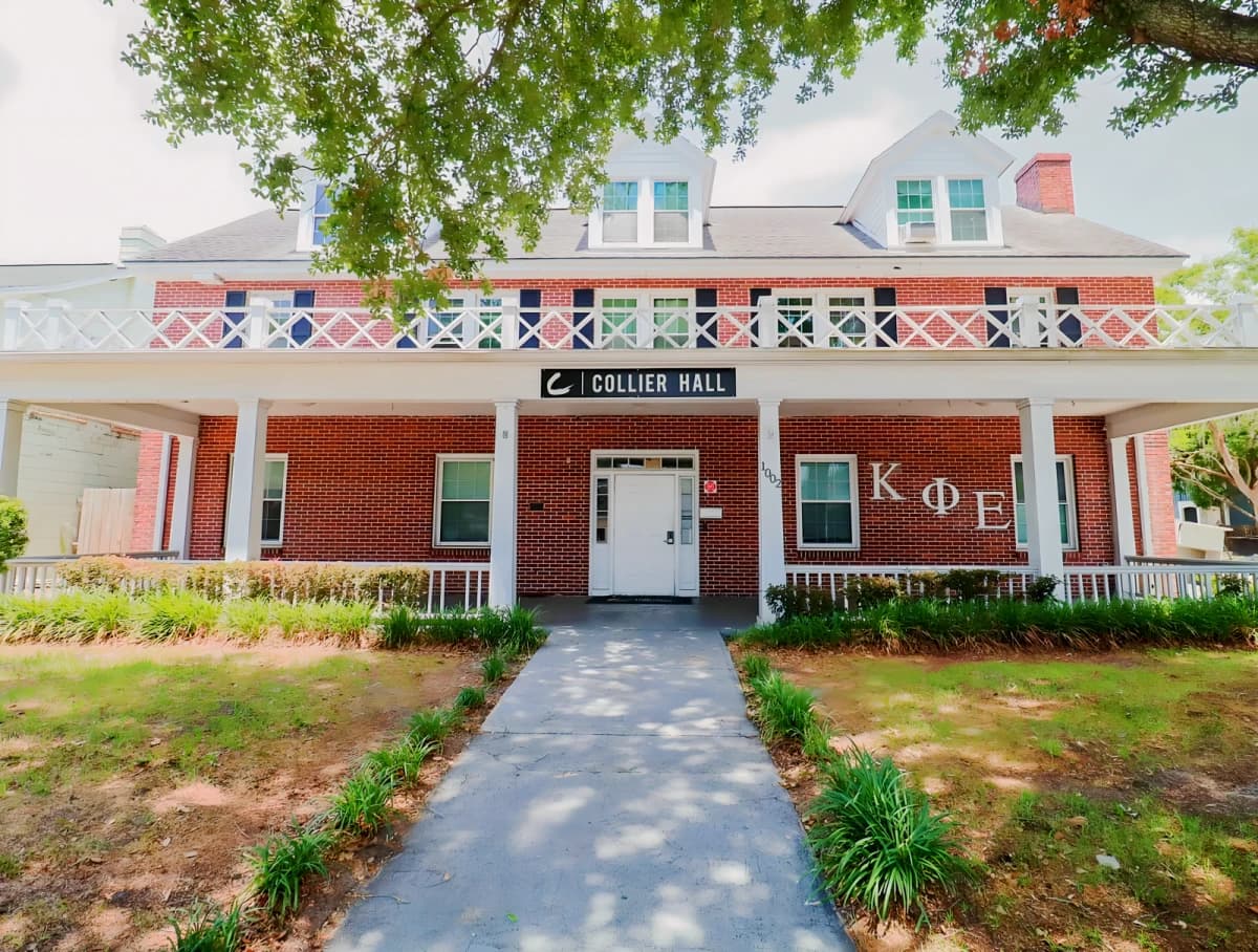 College Manor image