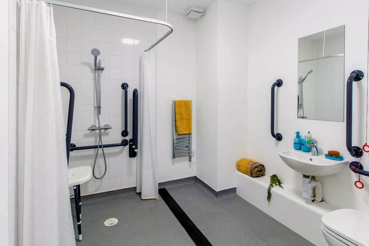 Deluxe Accessible Studio