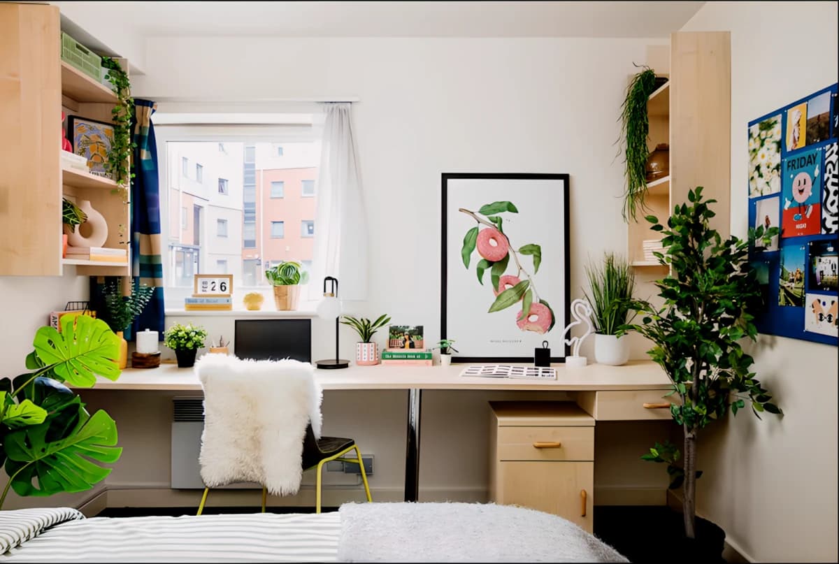 Curzon House image